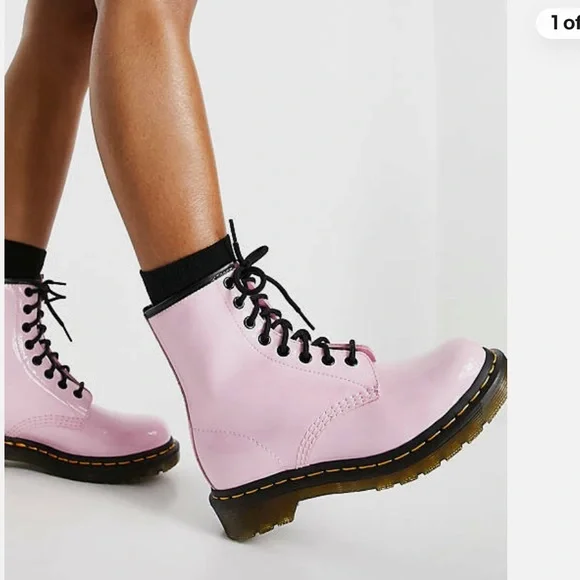 Dr Martins 1460 Women’s Ice Pale Pink Patent Leather 8-Eye Lace Up Boots Size 10 - Picture 5 of 16
